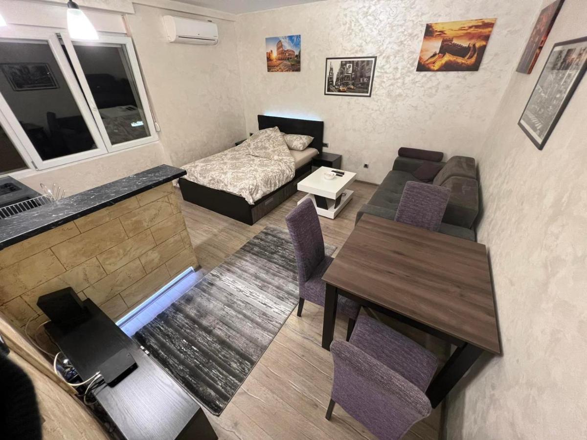 Capital Apartment Белград Екстериор снимка